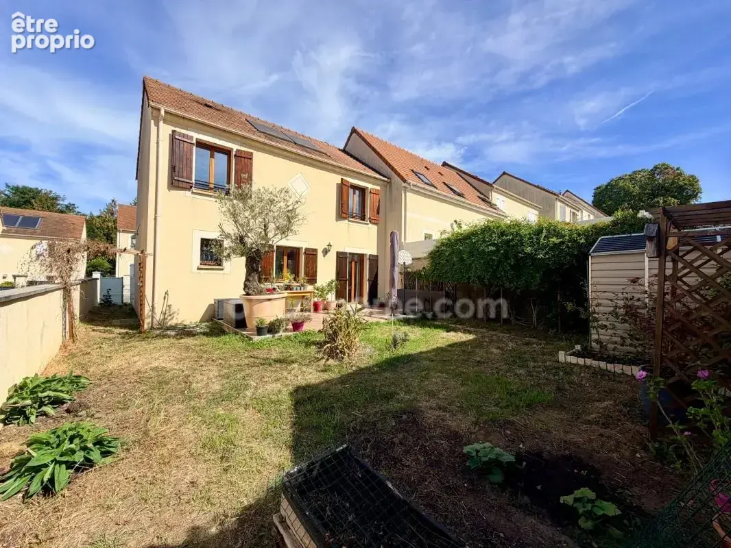 Maison à SAINTRY-SUR-SEINE