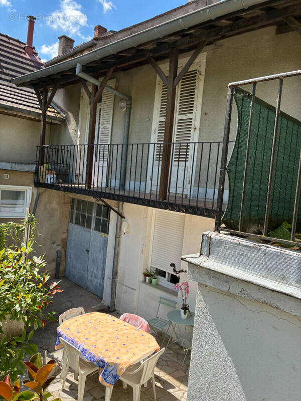 Appartement à NUITS-SAINT-GEORGES