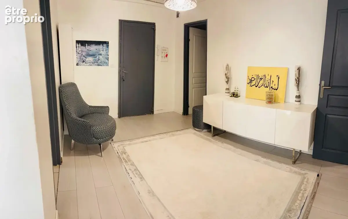 Appartement 104 m² à Cenon  - photo 6