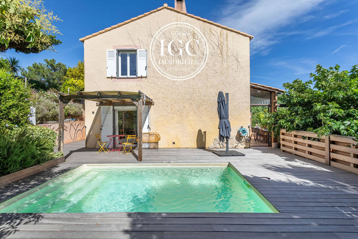 Maison à SAUSSET-LES-PINS