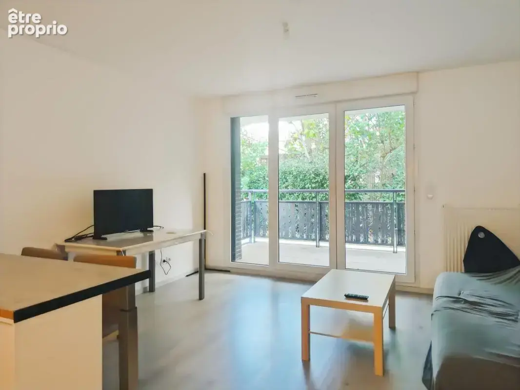  Idéal investisseur — T3 récent avec terrasse sans vis-à-vis et 2 parkings – OLIVET  - photo 4