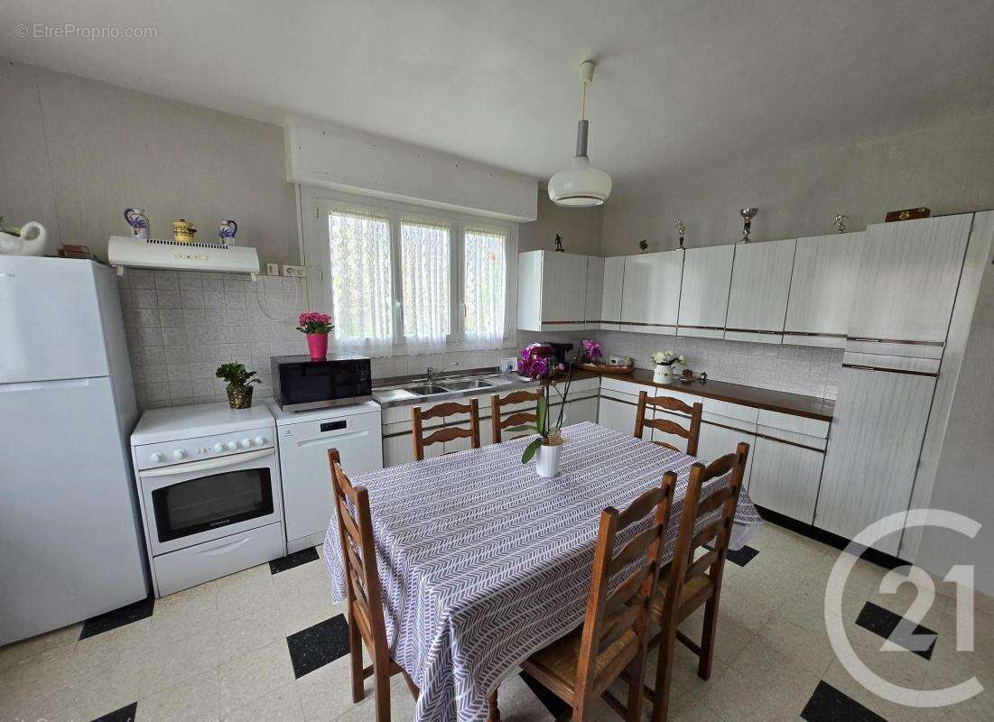 Maison à SACY-LE-GRAND