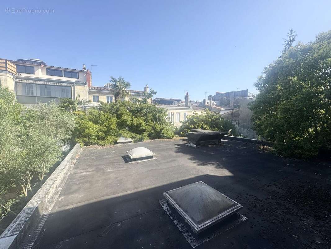 Vue chambres - Appartement à BORDEAUX