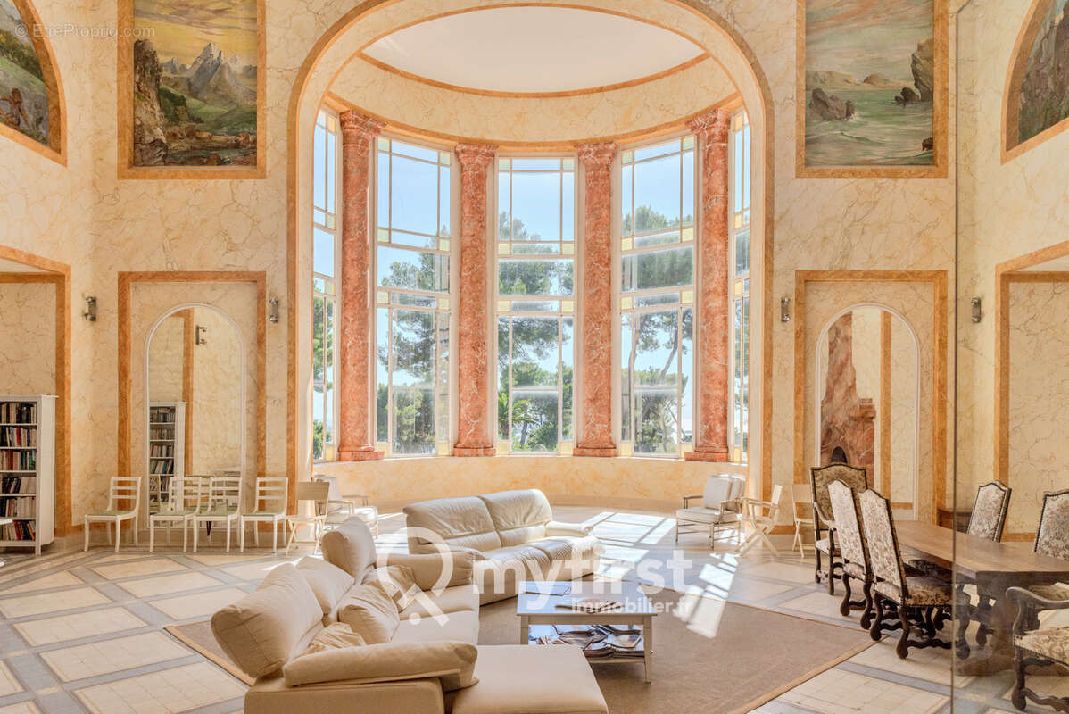 Appartement à HYERES