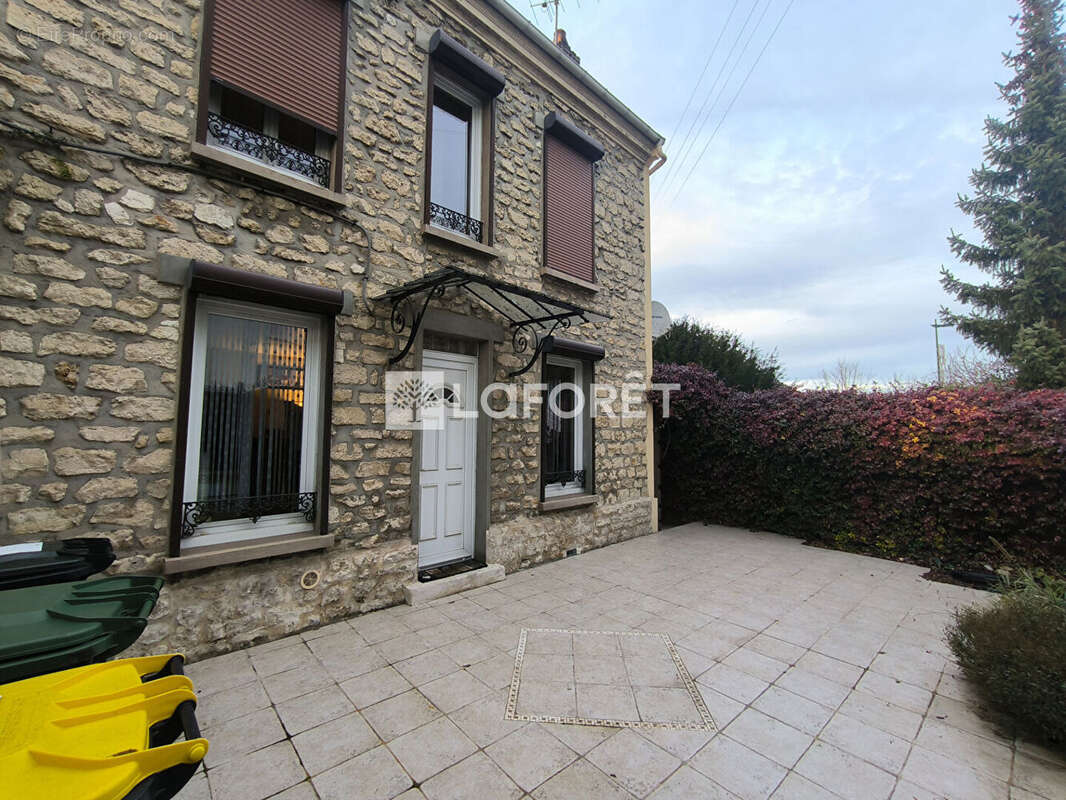 Maison à MANTES-LA-VILLE