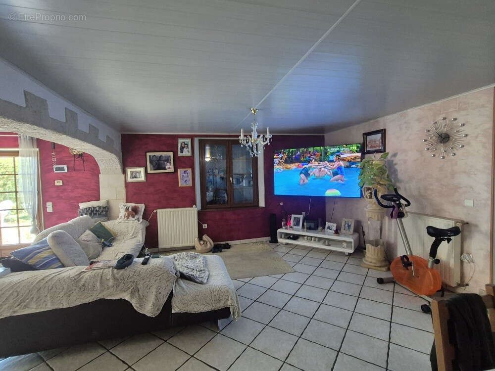 A Ordan-Larroque, Grange en pierre rénovée de 221m2 avec piscine - photo 5