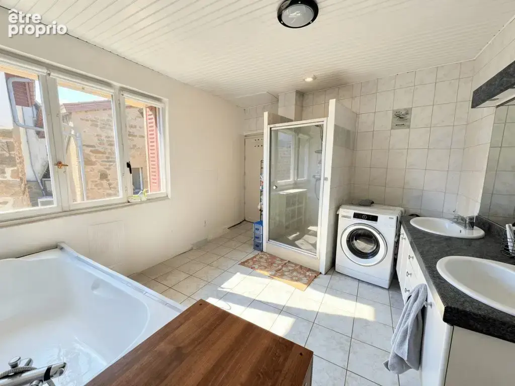 Maison 6 pièces 151 m² à vendre à Vic-Le-Comte (63270) - photo 8