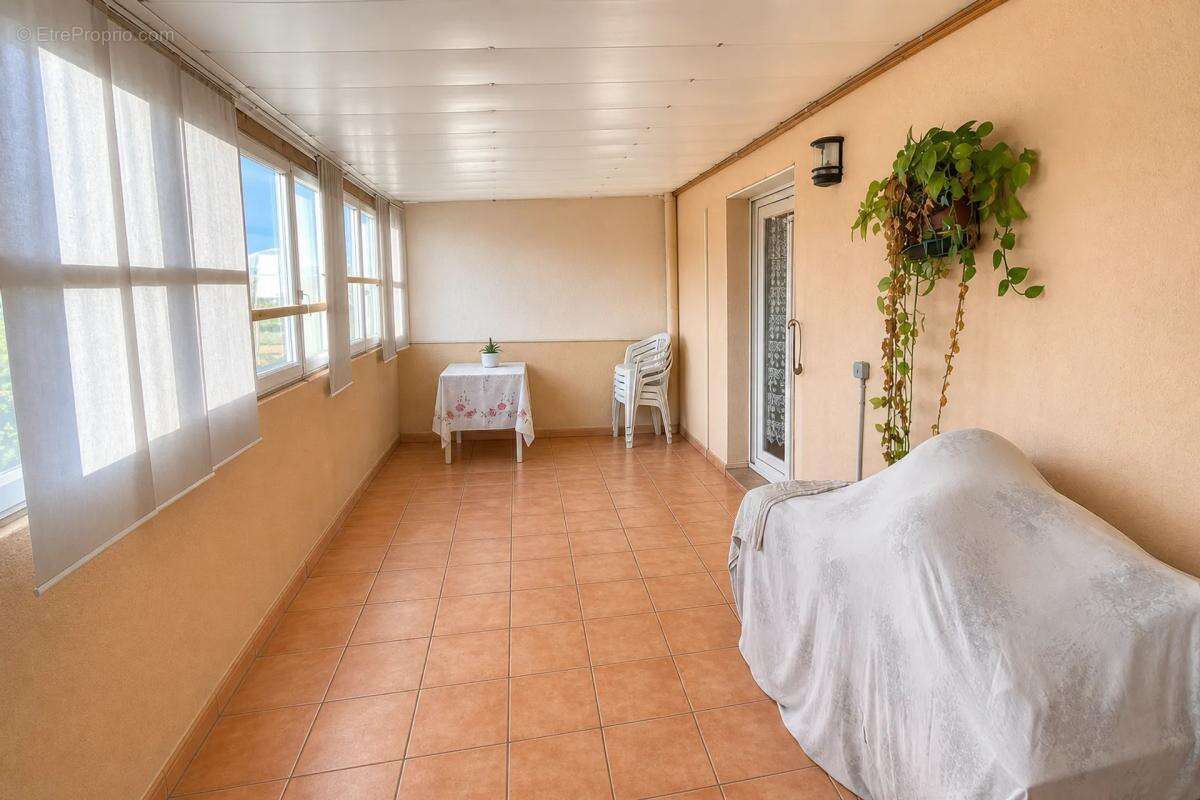 PERPIGNAN Jolie villa 5 pièces, 2 faces, 113M2 ST LOUIS GONZAGUE - photo 22