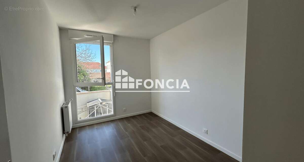 Appartement à GRETZ-ARMAINVILLIERS