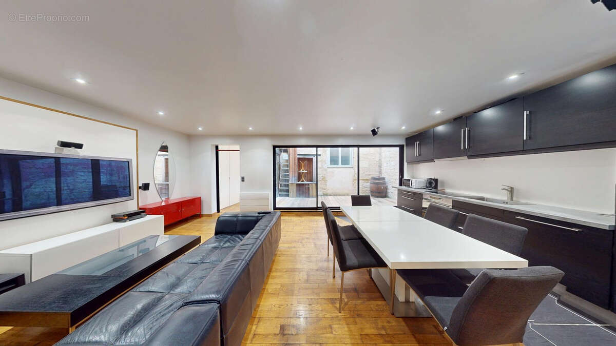 Appartement à BORDEAUX