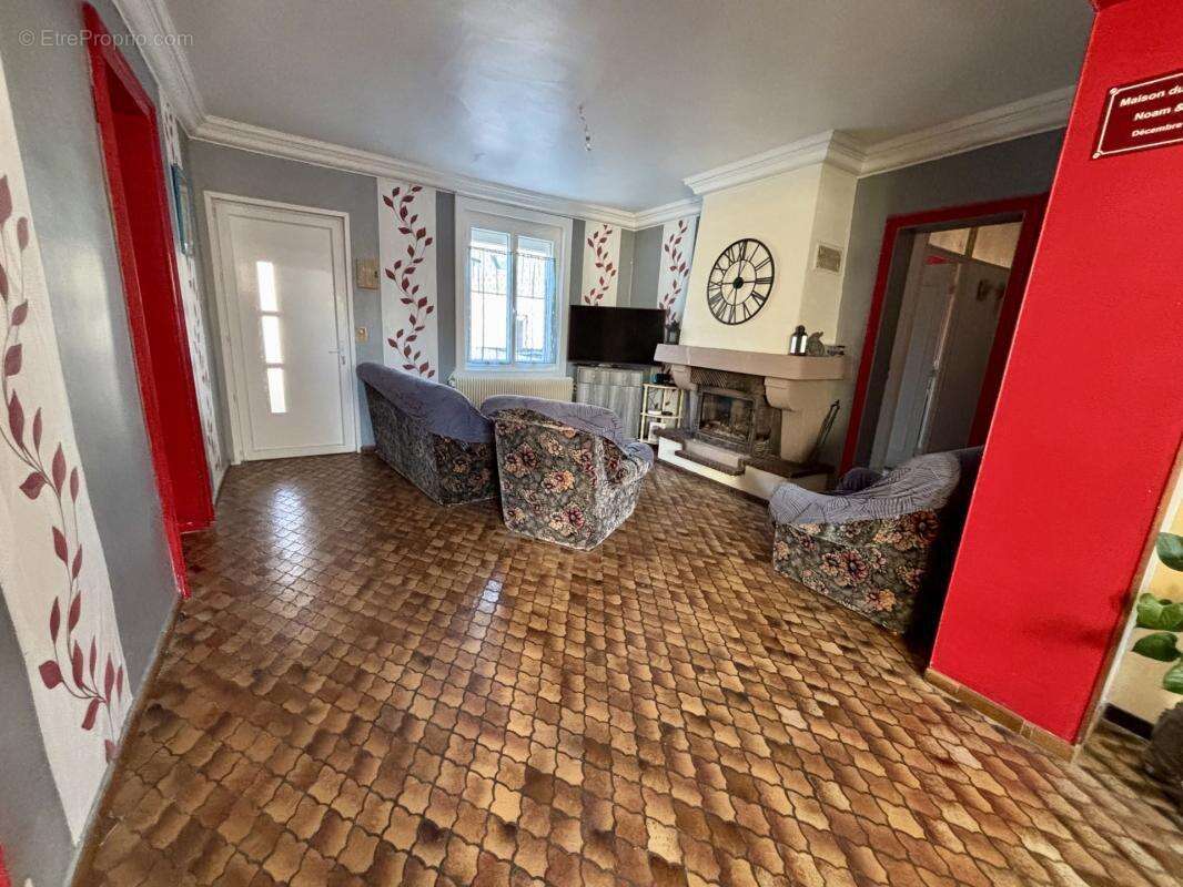 Maison à VILLERS-OUTREAUX