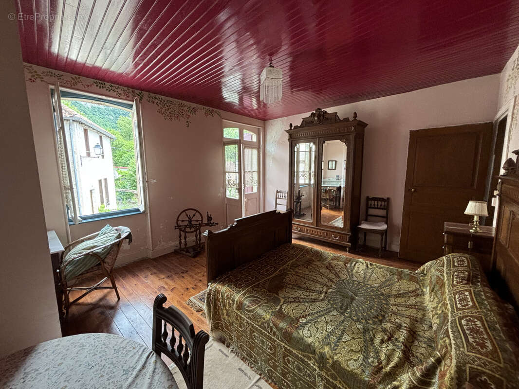 Maison à SAINT-JEAN-ET-SAINT-PAUL