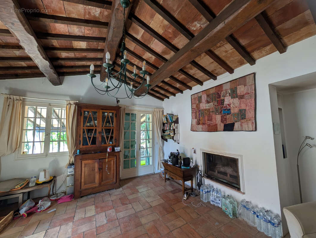 Maison à LA GARDE-FREINET