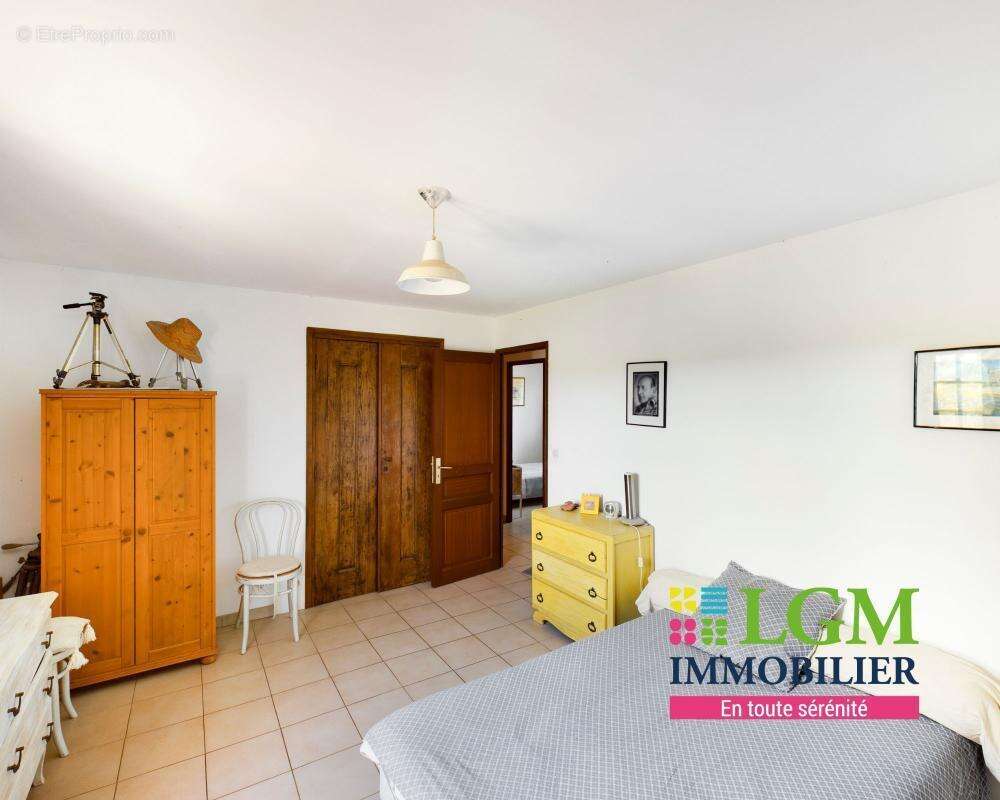 Maison à PLAN-DE-LA-TOUR