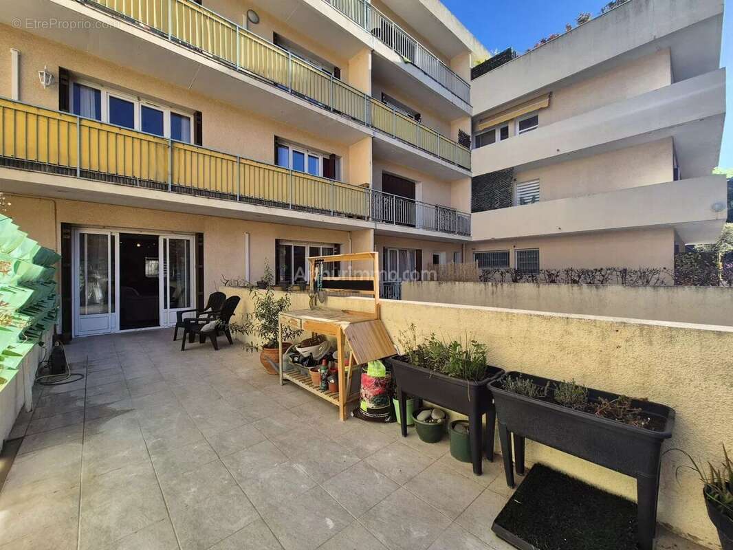 Appartement à DRAGUIGNAN