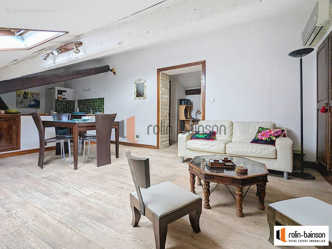 Appartement à LYON-6E