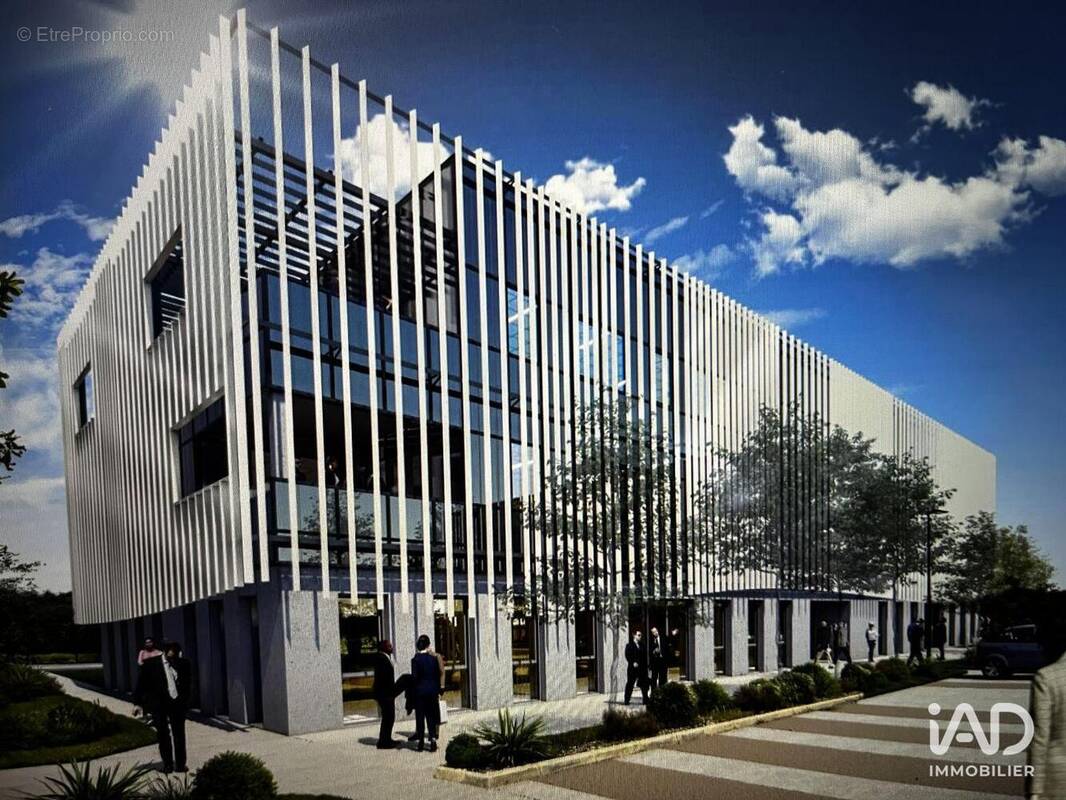 Photo 1 - Commerce à MURET