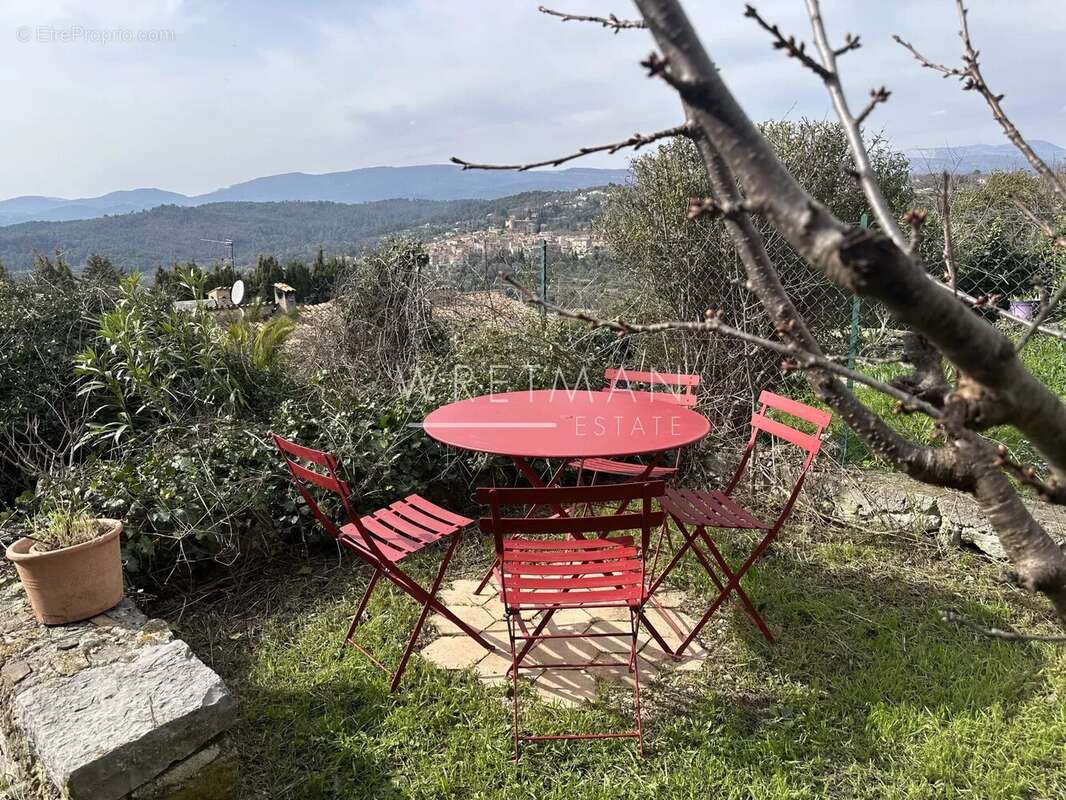 Appartement à MONTAUROUX