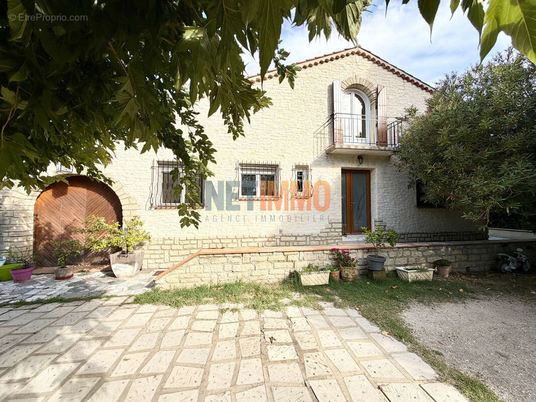Maison à BARBENTANE