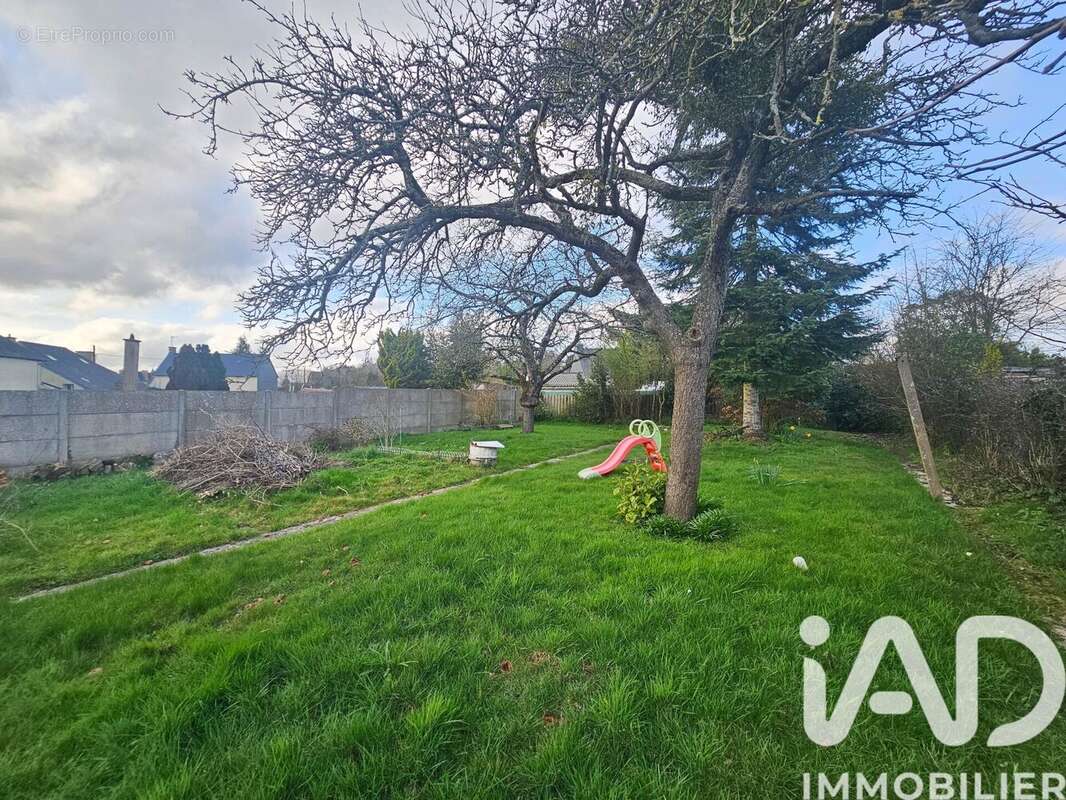 Photo 2 - Maison à SAINT-MEEN-LE-GRAND