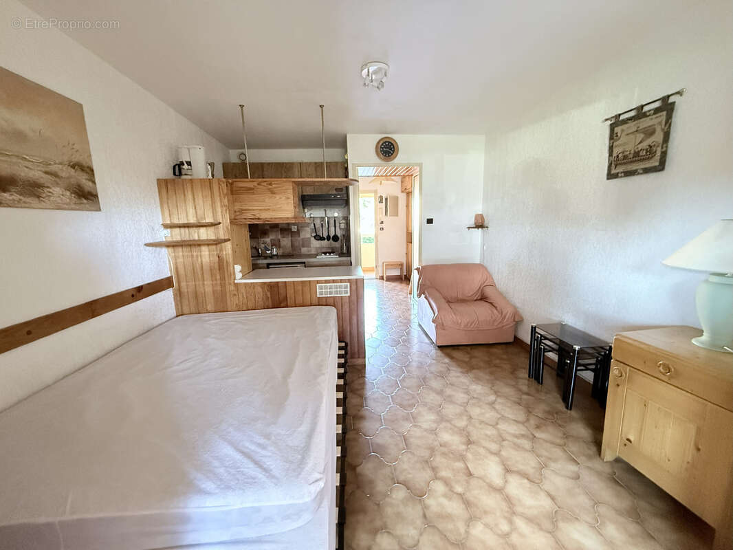 Appartement à SIX-FOURS-LES-PLAGES