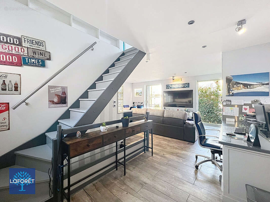 Maison à CORBEIL-ESSONNES