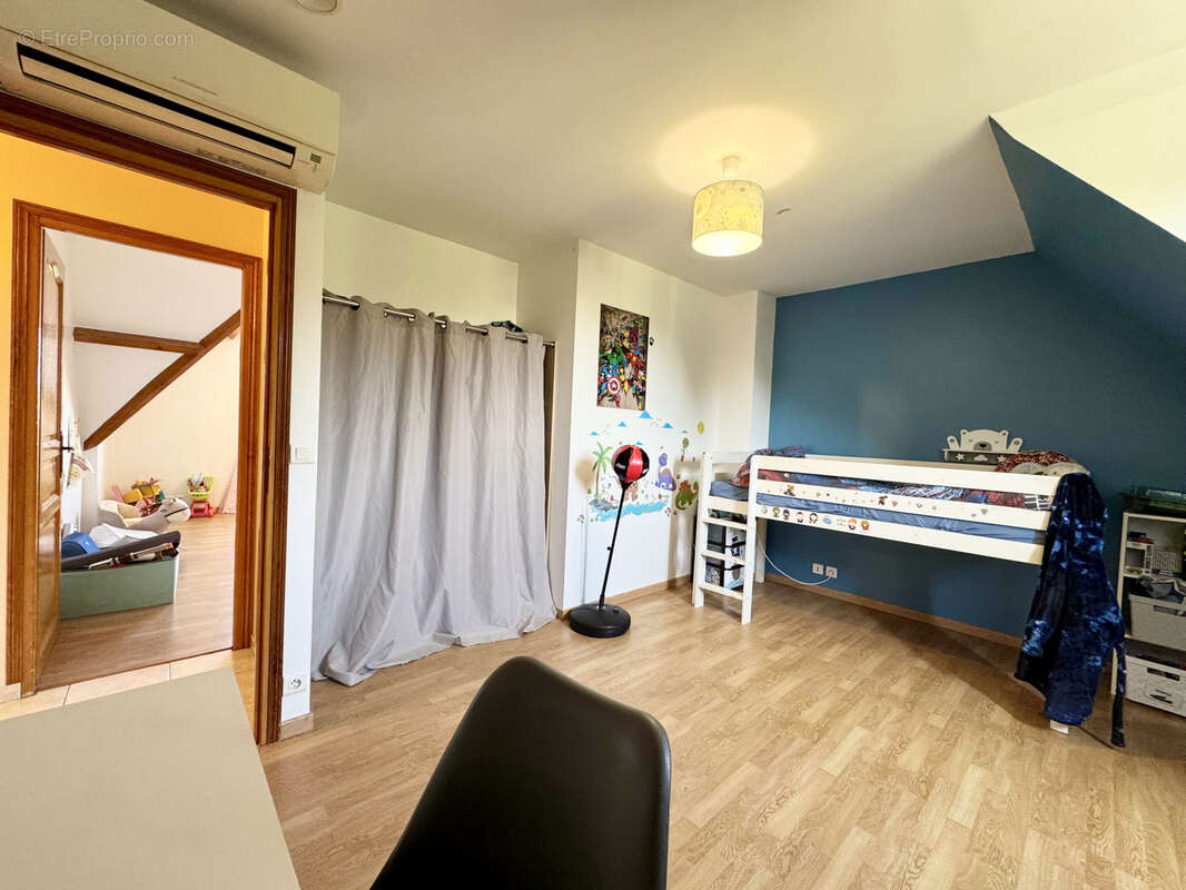 Maison à COULOMMIERS