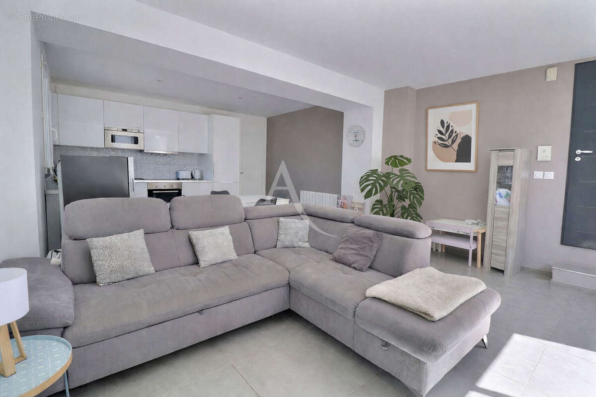 Appartement à MARSEILLE-12E