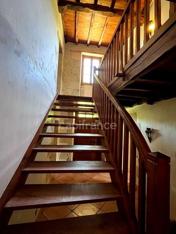 Jolie maison de campagne (320 m2, 9 pièces, 5 chambres) à vendre, sur terrain de 8500 m2, à dix minutes d'Auch (32) - photo 39