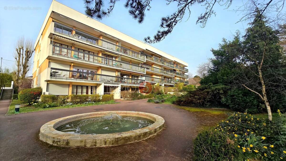 Appartement à LE RAINCY