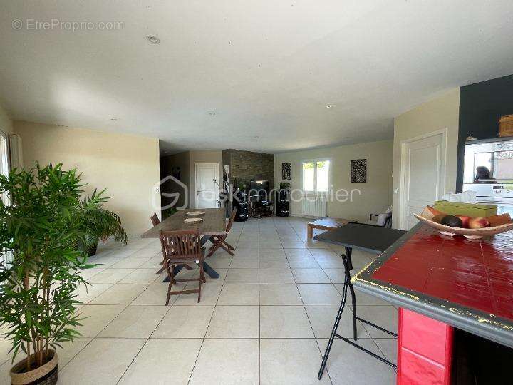 Maison à GIROUSSENS