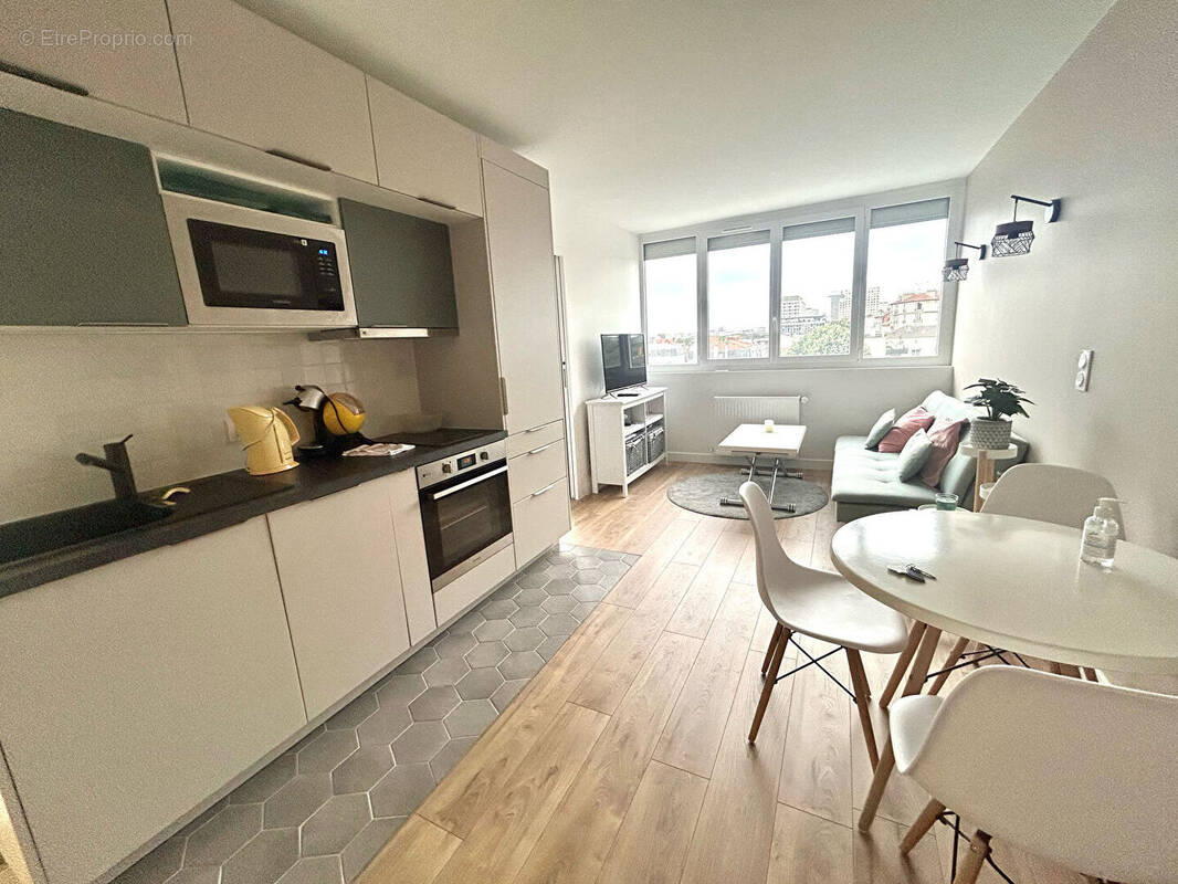 Appartement à NANTERRE