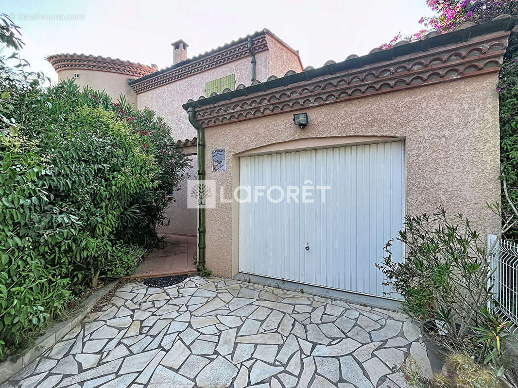 Maison à THUIR