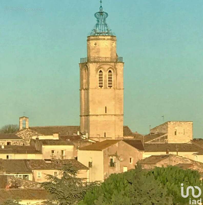 Photo 7 - Commerce à CAUX