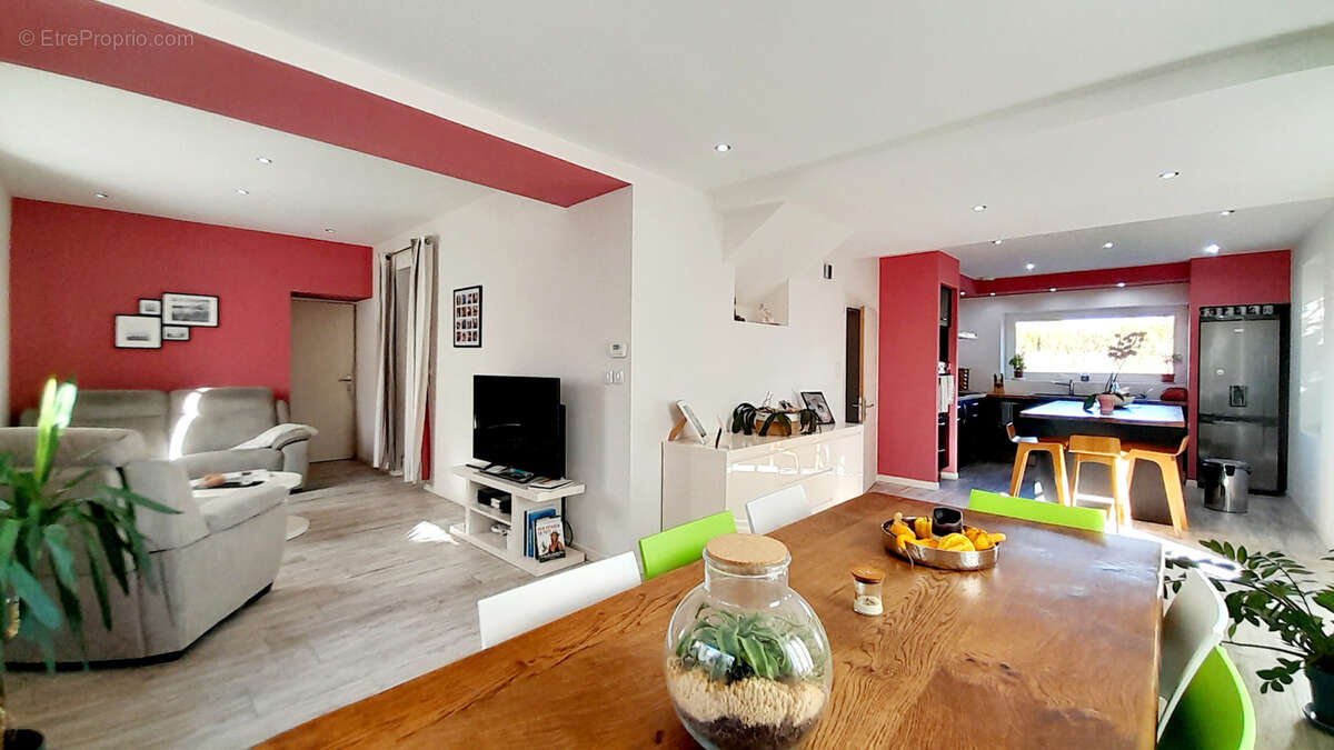 Maison de village avec terrain constructible - photo 2