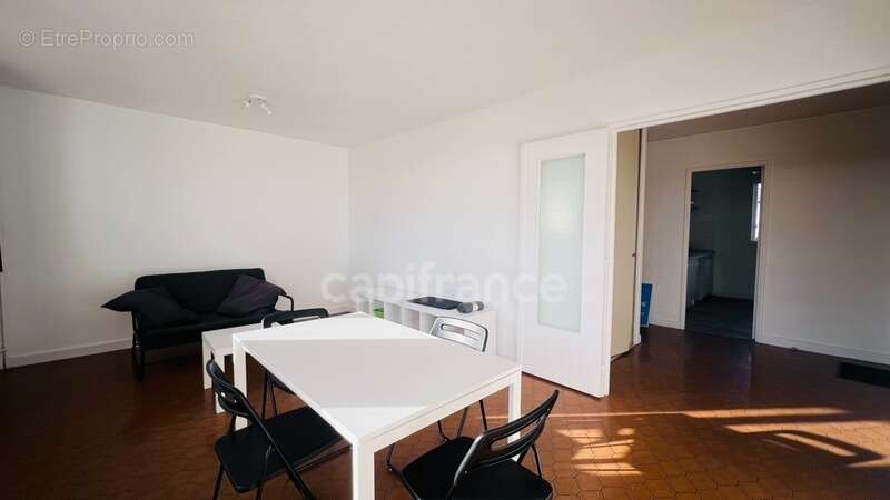 QUIMPER (29) Appartement meublé à vendre T2 de 51,13 m² - Balcon - Cave - photo 3