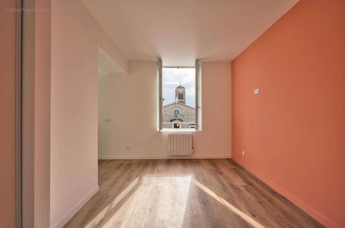 Appartement à SOUCIEU-EN-JARREST