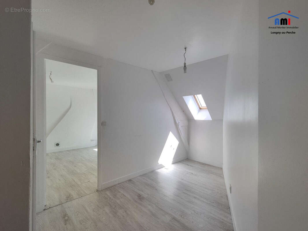 Maison à LONGNY-AU-PERCHE