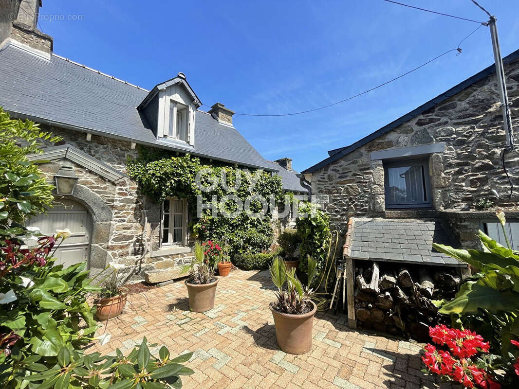 Etables sur mer : a vendre maison limite saint quay ! - photo 2