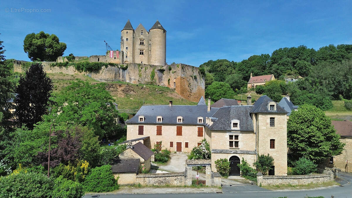 Maison à SALIGNAC-EYVIGUES
