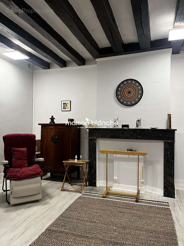 Appartement à LES PONTS-DE-CE