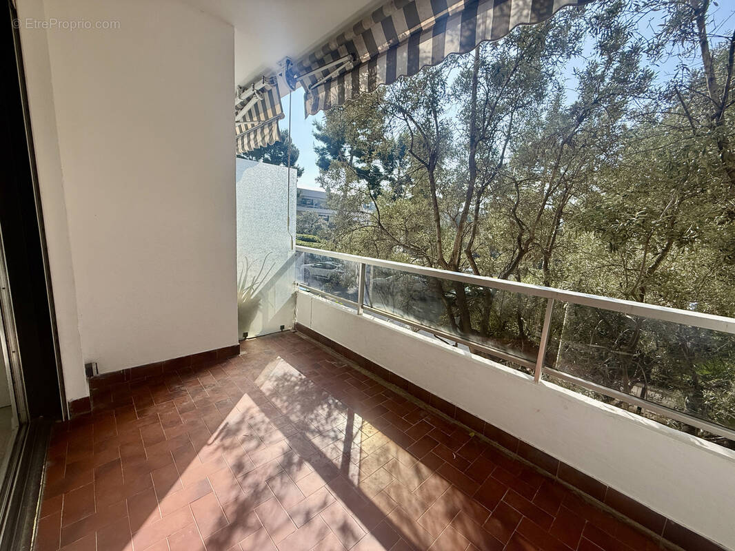 Appartement à MARSEILLE-8E