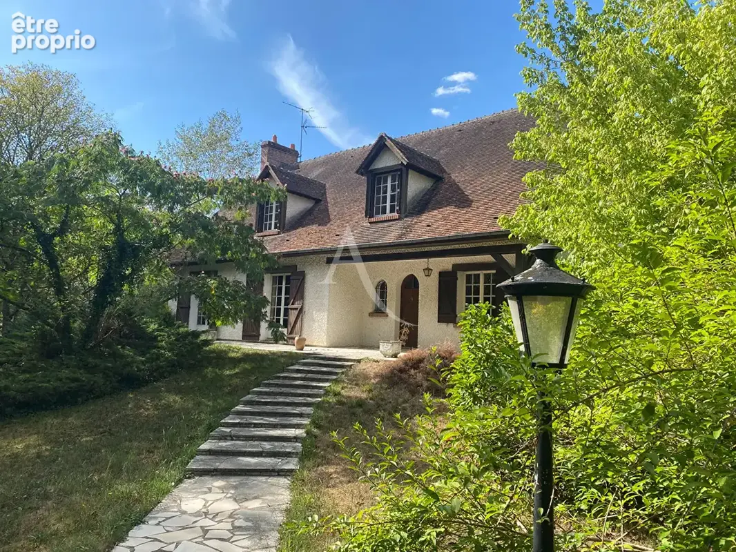 Maison à DONNERY