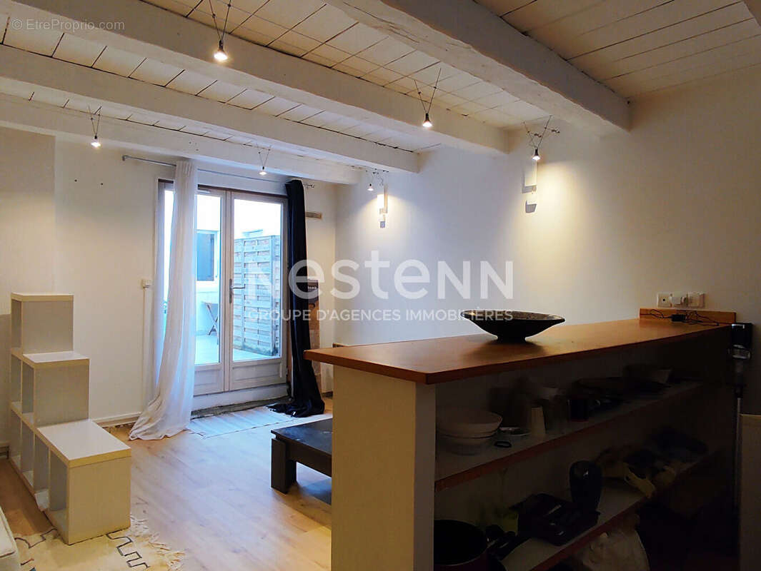 Appartement type studio  La Rochelle hyper centre - photo 6