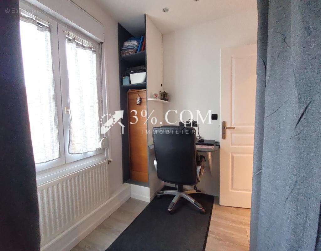 Maison à LA CHAPELLE-D&#039;ARMENTIERES