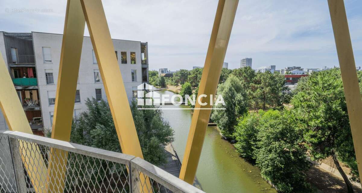 À vendre Appartement 4 pièces 84 m² - Bordeaux 33300 - photo 7