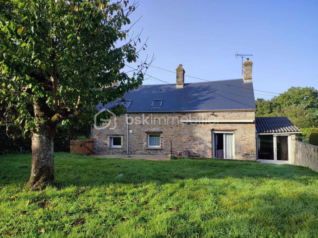 A VENDRE - Maison en pierre de 95 m2 dans un environnement calme - photo 2