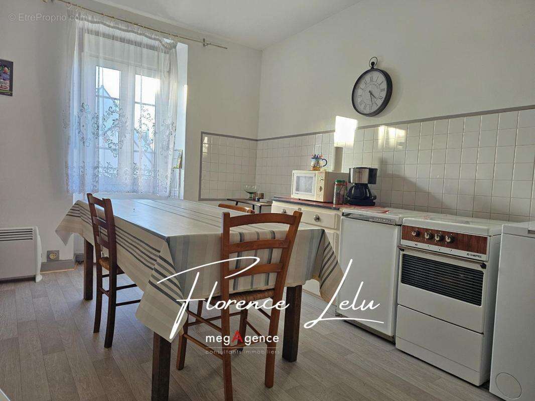 Maison à PLOUMAGOAR