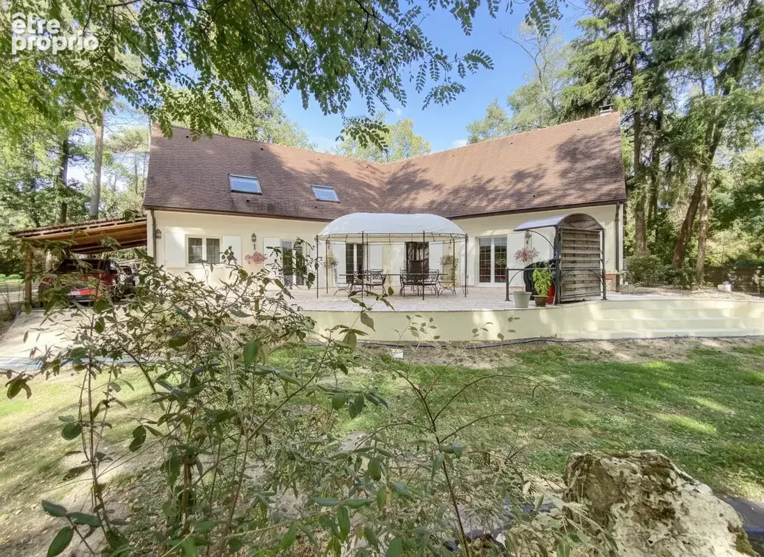 Photo Maison à Noisy-Sur-Ecole au prix de 600 000€