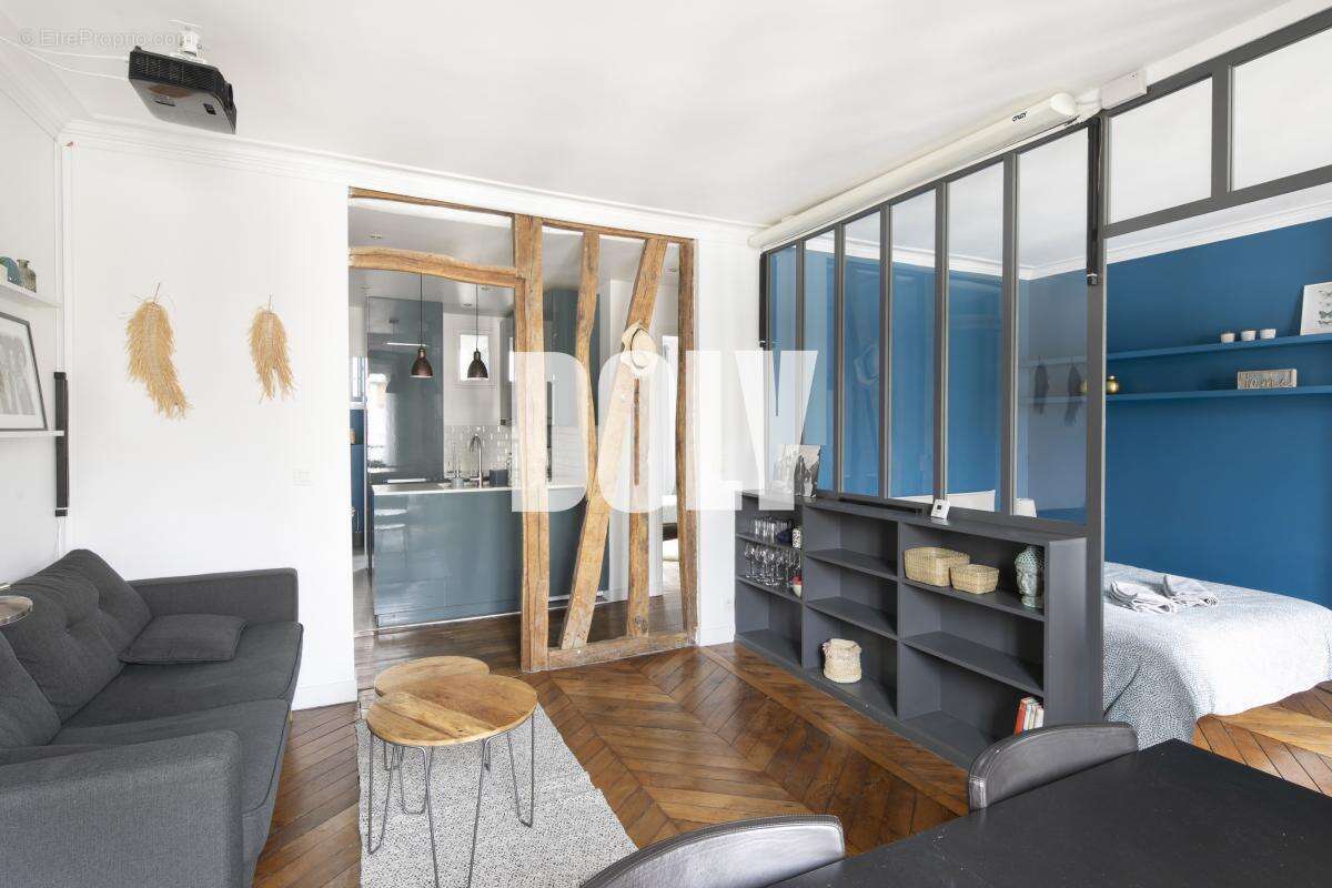 Appartement à PARIS-17E